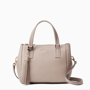 Kingston drive small Alena